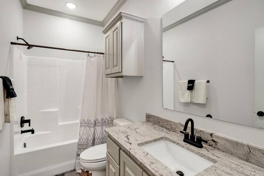 فيلا Alamo Luxury Living Up To 11 تايلر المظهر الخارجي الصورة